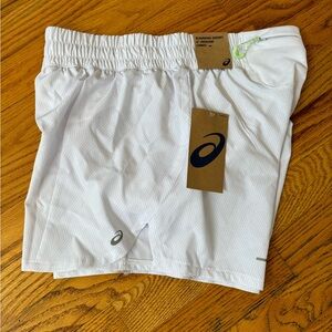 ASICS NEW Running Short 4” Inseam Back Zip Secure Pocket White Lined Womens S